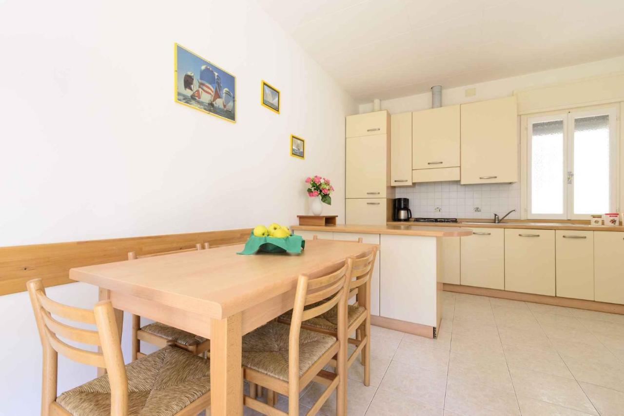 Holiday Home In Lignano 21669 Lignano Sabbiadoro Eksteriør bilde